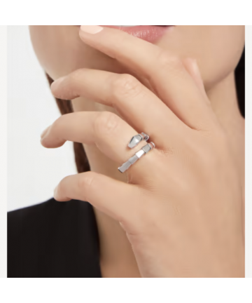 Бриллиантовое кольцо Bvlgari Serpenti Viper из белого золота